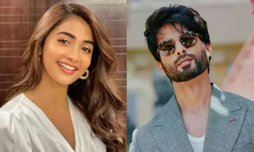 దేవాలో పూజా లిప్ లాక్.. షాకిచ్చిన సెన్సార్ బోర్డ్?