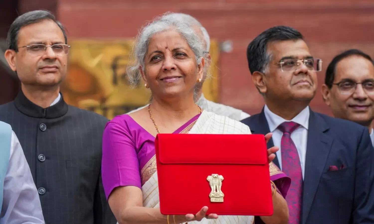 The Evolution of Indias Budget From English to Hindi