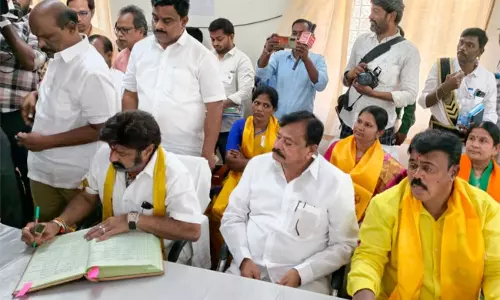 Hindupur Municipality: హిందూపురం మున్సిపల్ చైర్మన్ పదవి టీడీపీ కైవసం