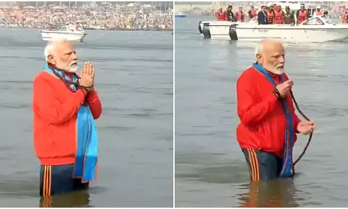 Mahakumbh 2025 PM Modi Takes Holy Dip In Triveni Sangam
