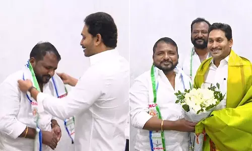 Sake Sailajanath Joins in YSR Congress Party