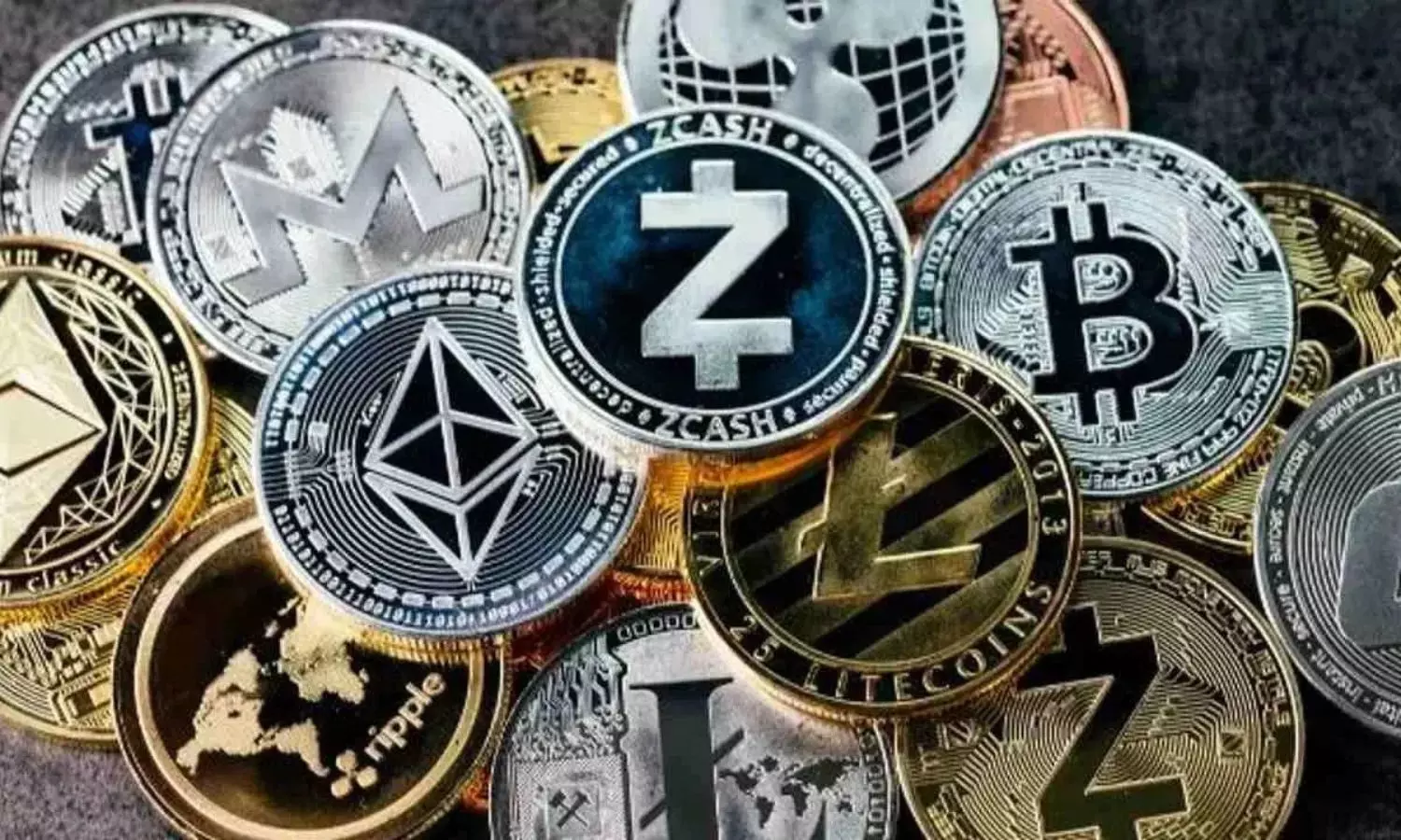 Crypto Currency: క్రిప్టో మార్కెట్లో పెను తుఫాను.. నట్టింట్లో మునిగిపోయిన ఇన్వెస్టర్లు