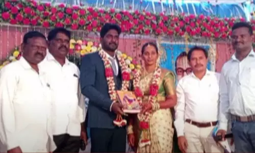 Khammam: పోలీసులకు ఆదర్శ వివాహం Khammam: పోలీసులకు ఆదర్శ వివాహం