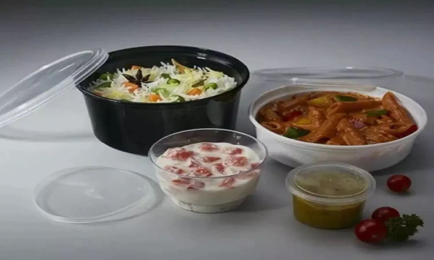 Health Risks of Eating From Plastic Containers and Ways to Avoid Them