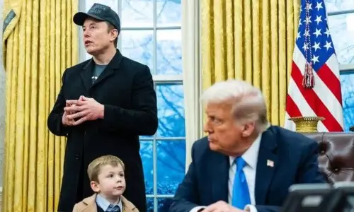 Trump Removes Office Desk After Musks Son Seen Picking His Wiping Fingers