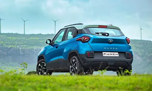 Best Affordable CNG Cars: రూ.10 లక్షల్లోపు బెస్ట్ సీఎన్‌జీ కార్లు ఇవే.. మంచి మైలేజీతో సిటీల్లో బెస్ట్!