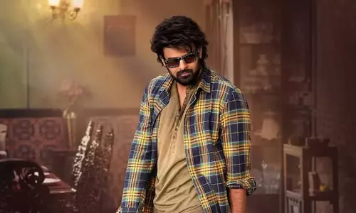 Prabhas: క్రేజీ కాంబినేషన్‌.. కుర్ర దర్శకుడితో ప్రభాస్‌?
