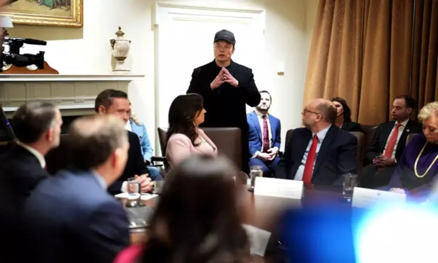 USA: ట్రంప్ తొలి కేబినెట్ భేటీ.. హాజరైన ఎలాన్ మస్క్