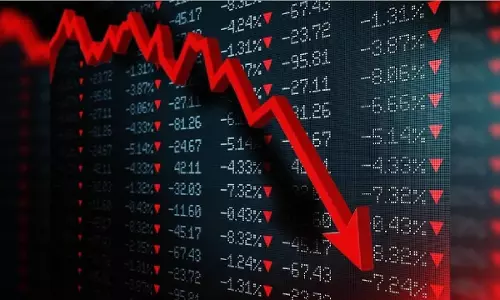 స్టాక్‌ మార్కెట్‌ కుప్పకూలింది: ₹10 లక్షల కోట్ల మేర మదుపర్ల సంపద ఆవిరి!