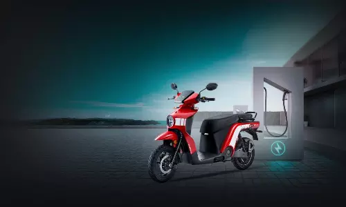 Diplos Max: మార్కెట్లోకి కొత్త ఎలక్ట్రిక్ స్కూటర్.. సింగిల్ ఛార్జ్‌పై 140 కిమీ మైలేజ్..!