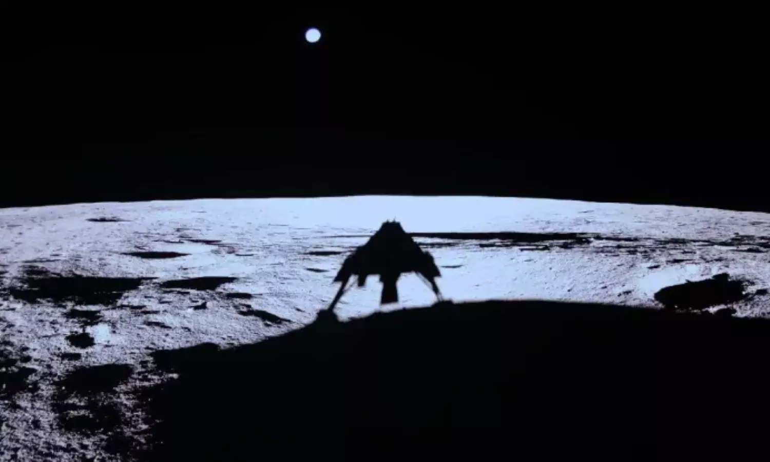 Blue Ghost Lander: చంద్రుడిపై దిగిన ప్రైవేట్ ల్యాండర్ బ్లూఘోస్ట్ Blue Ghost Lander: చంద్రుడిపై దిగిన ప్రైవేట్ ల్యాండర్ బ్లూఘోస్ట్