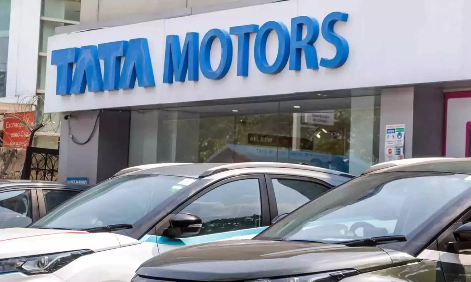 Tata Motors: అసలు ఏమైంది.. పడిపోతున్న టాటా మోటర్స్ అమ్మకాలు..!