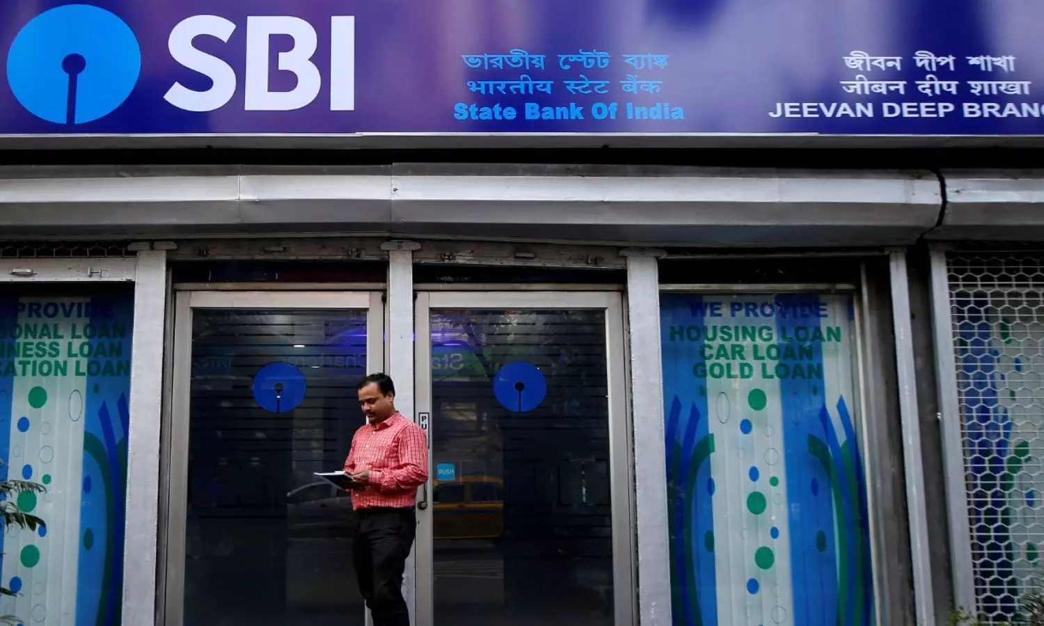 SBI Alert Beware of Deepfake Videos Promoting Fake Investment Schemes