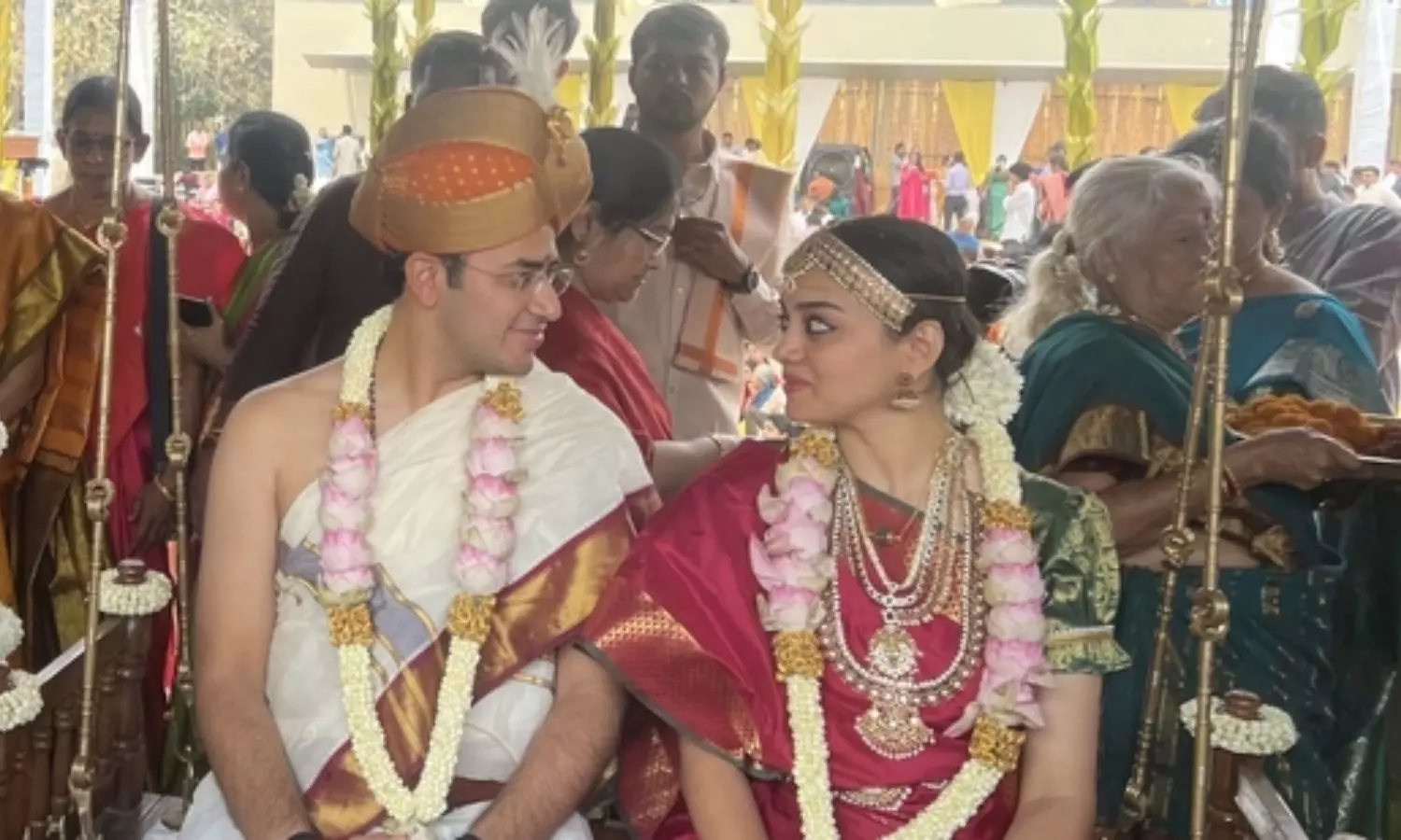 Bjp MP Tejasvi Surya Marries Carnatic Singer Sivasri Skandaprasad Bjp MP Tejasvi Surya Marries Carnatic Singer Sivasri Skandaprasad