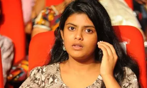 Tollywood: పూరీ జగన్నాథ్ కూతురు ఇప్పుడెలా ఉందో తెలుసా.? ఇంతలా మారిపోయిందేంటి.. Tollywood: పూరీ జగన్నాథ్ కూతురు ఇప్పుడెలా ఉందో తెలుసా.? ఇంతలా మారిపోయిందేంటి..