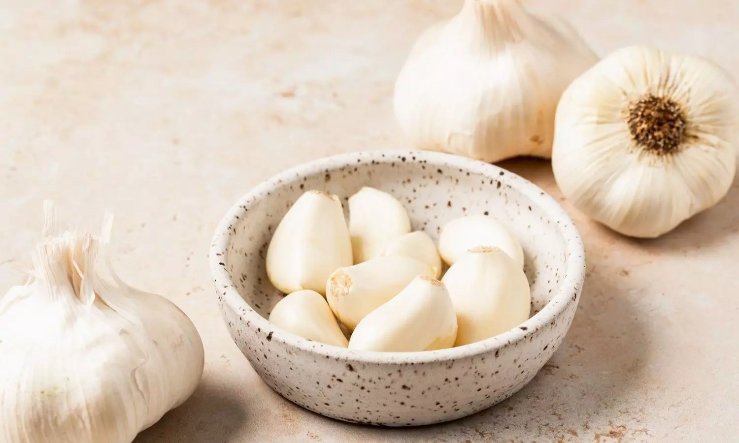 Garlic Health Benefits Surprising Advantages You Should not Ignore in Telugu