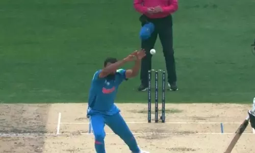 Shami Suffers Severe Finger Injury in Champions Trophy Final