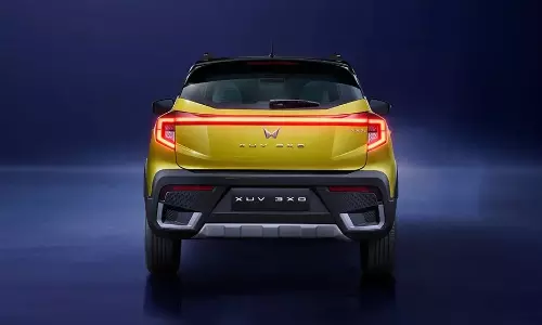 Mahindra XUV 3XO Beats Kia Syros in Sales