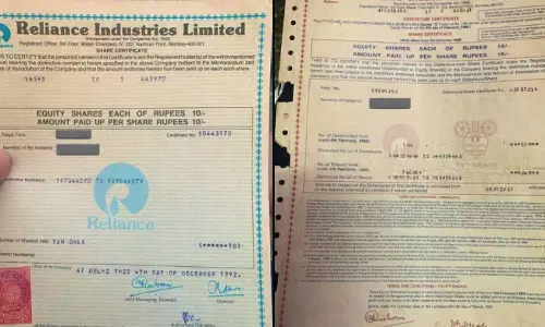 Viral News: రూ.10లకు కొన్న షేర్లు.. 37ఏళ్ల తర్వాత చెత్తబుట్టలో దొరికిన పేపర్.. నేడు వాటి ధర కొన్ని లక్షలకు పైమాటే Viral News: రూ.10లకు కొన్న షేర్లు.. 37ఏళ్ల తర్వాత చెత్తబుట్టలో దొరికిన పేపర్.. నేడు వాటి ధర కొన్ని లక్షలకు పైమాటే