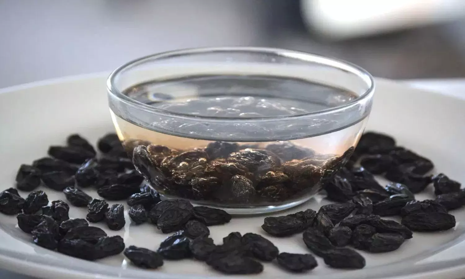 How Black Raisins Boost Your Beauty and Health Naturally And Delays Ageing How Black Raisins Boost Your Beauty and Health Naturally And Delays Ageing