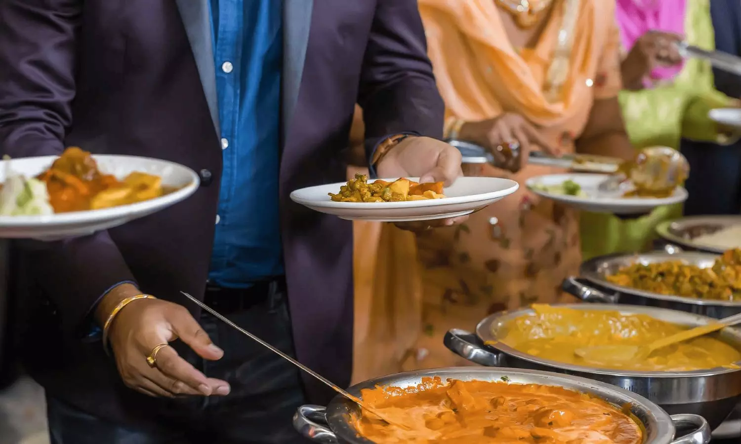 Lavish destination wedding hosts asks guests to pay Rs 3,600 for dinner charges makes netizens confused