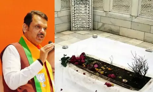 Why Aurangzebs tomb is big debate now