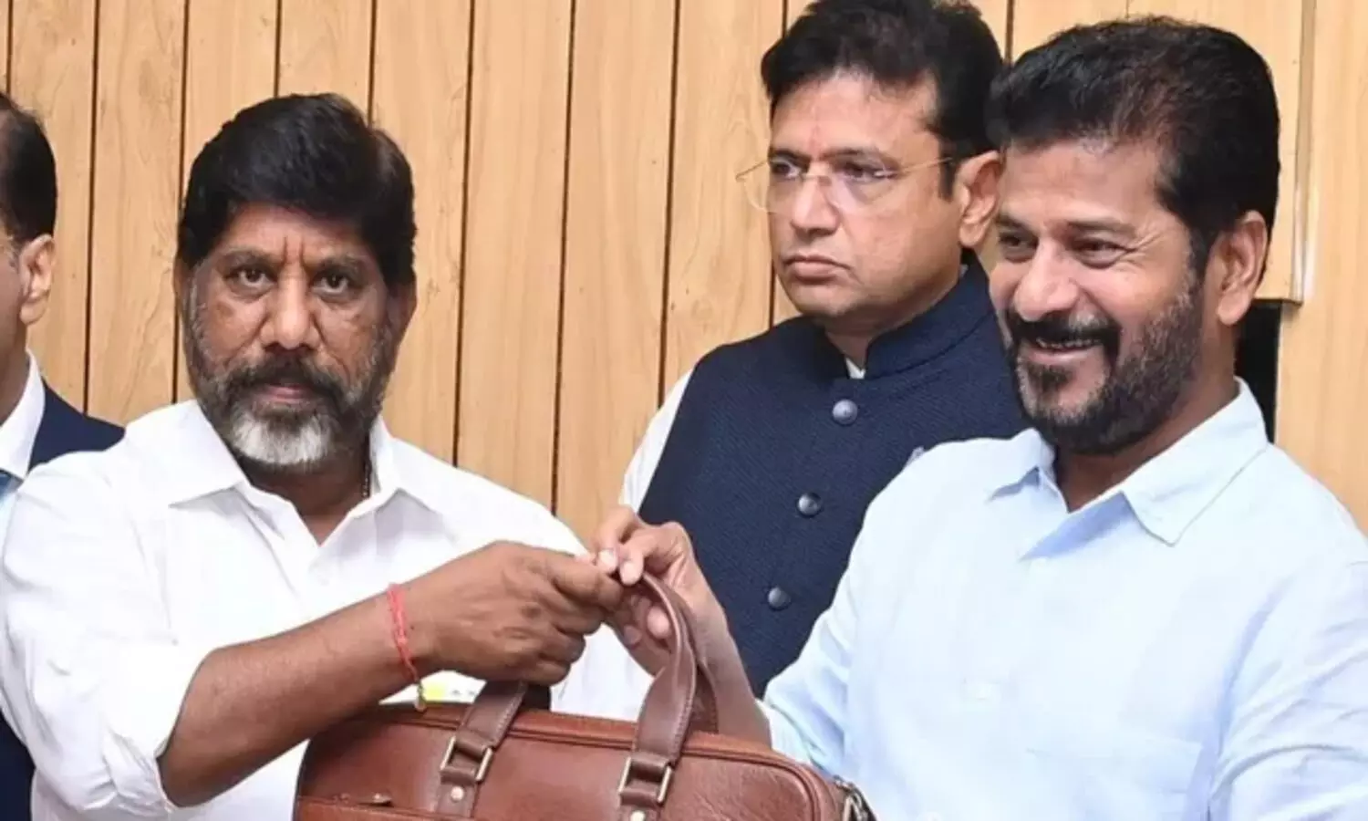 Telangana Budget 2025: నేడు తెలంగాణ బడ్జెట్..భారీగా పెరిగిన అంచనాలు..పూర్తి వివరాలివే Telangana Budget 2025: నేడు తెలంగాణ బడ్జెట్..భారీగా పెరిగిన అంచనాలు..పూర్తి వివరాలివే