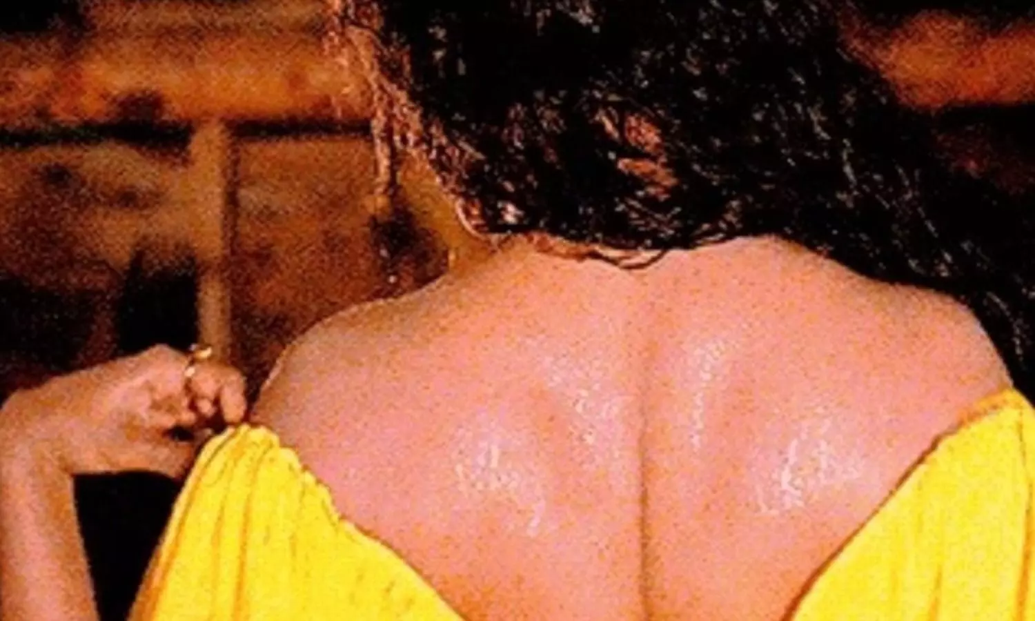 IPL 2025 KKR co owner Juhi Chawla Life Telugu News