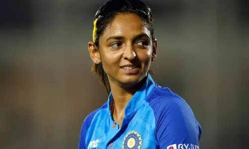 Harmanpreet Kaur: ఇండియాలో అత్యంత ధనవంతురలైన మహిళా క్రికెటర్ ఎవరు? ఆమె ఆస్తి ఎన్నికోట్లో తెలుసా? Harmanpreet Kaur: ఇండియాలో అత్యంత ధనవంతురలైన మహిళా క్రికెటర్ ఎవరు? ఆమె ఆస్తి ఎన్నికోట్లో తెలుసా?
