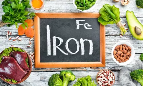 Iron: ఐరన్ పుష్కలంగా ఉండే 10 పండ్లు ఇవే.. మీ డైట్లో ఉన్నాయా మరీ? Iron: ఐరన్ పుష్కలంగా ఉండే 10 పండ్లు ఇవే.. మీ డైట్లో ఉన్నాయా మరీ?