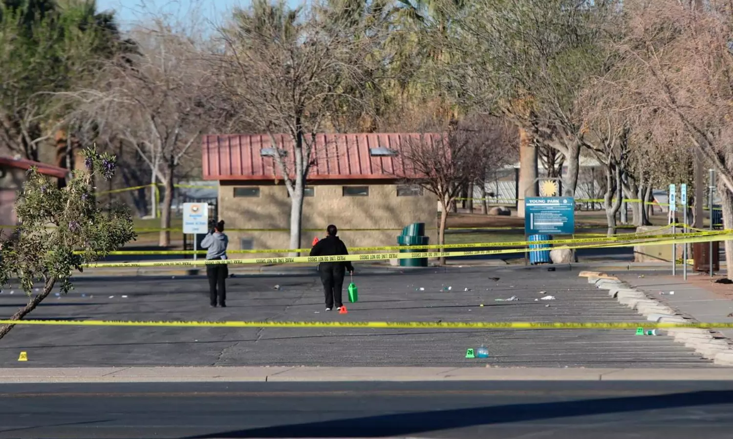 America Mass Shooting: అమెరికాలో కాల్పులు..ముగ్గురు దుర్మరణం America Mass Shooting: అమెరికాలో కాల్పులు..ముగ్గురు దుర్మరణం