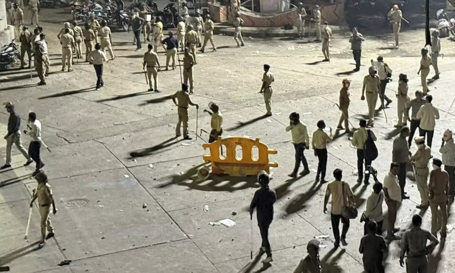 Aurangzeb tomb row: హిందువులకు షాక్‌.. ముస్లింలకు ప్రభుత్వం సపోర్ట్? వారిపై కఠిన చర్యలు!