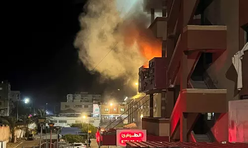 Israel- Gaza: గాజా ఆసుపత్రిపై ఇజ్రాయెల్ దాడి.. హమాస్ కీలక నేత హతం Israel- Gaza: గాజా ఆసుపత్రిపై ఇజ్రాయెల్ దాడి.. హమాస్ కీలక నేత హతం