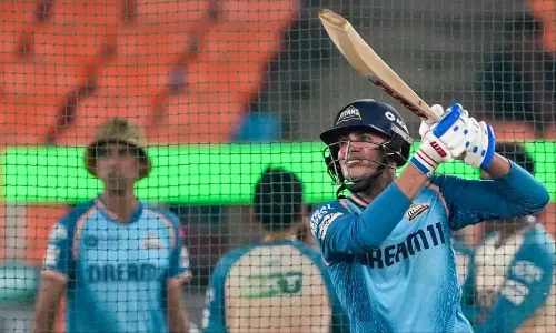 Shubman Gills New Bat Debut in IPL All You Need to Know Shubman Gills New Bat Debut in IPL All You Need to Know