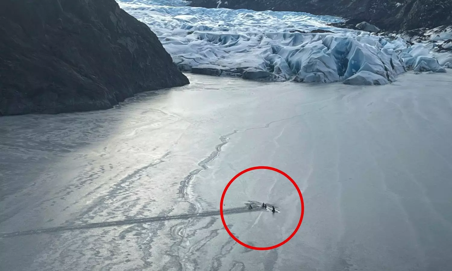 Alaska National Guards rescued pilot and two kids who spent whole freezing night on plane wing after their crashed in icy Alaska Lake