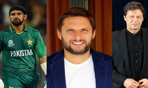 Richest Pakistani cricketer: అత్యంత ధనిక పాకిస్తాన్ క్రికెటర్ ఎవరో తెలుసా? అతని పేరు వింటే షాక్ అవుతారు Richest Pakistani cricketer: అత్యంత ధనిక పాకిస్తాన్ క్రికెటర్ ఎవరో తెలుసా? అతని పేరు వింటే షాక్ అవుతారు