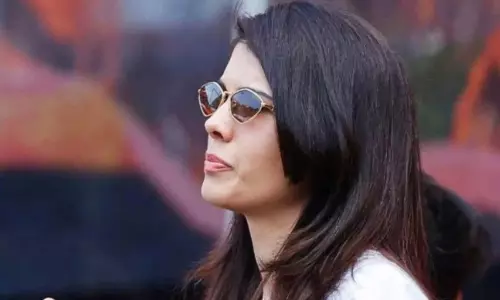 IPL 2025: కావ్య మారన్ టెన్షన్: స్టార్క్ దెబ్బకు SRH పరిస్థితి ఏమవుతుందో?