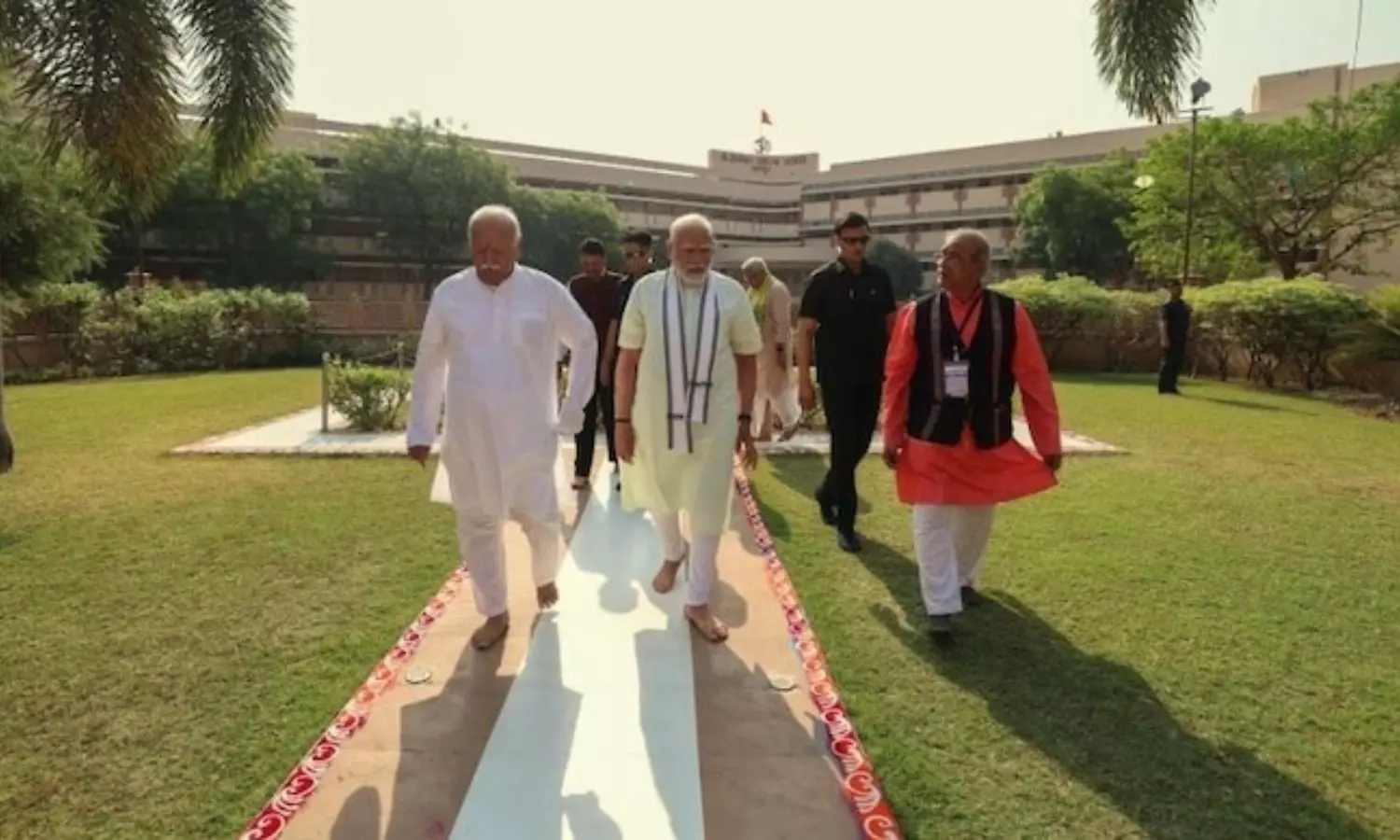 PM visited RSS office to announce September retirement plan Sanjay Raut claims telugu news