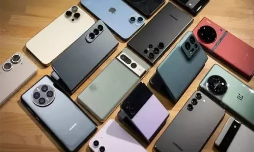 Upcoming Phones In April: ఈ నెలలో లాంచింగ్‌కు ముహూర్తం ఫిక్స్.. మార్కెట్లోకి గ్రాండ్ గా ఎంట్రీ ఇస్తున్న స్మార్ట్‌ఫోన్లు ఇవే..!