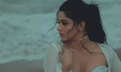 Divya Bharathi Responds to GV Prakash Divorce Rumors Divya Bharathi Responds to GV Prakash Divorce Rumors