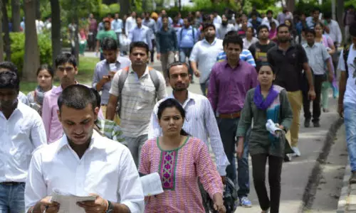 TG Govt: తెలంగాణలో నిరుద్యోగులకు గుడ్ న్యూస్..2వేల పోస్టులకు నోటిఫికేషన్