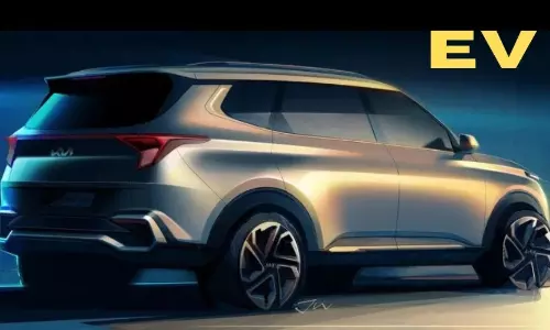 Kia Carens EV: దీనికి మించిన ఈవీ లేదు.. ఎలక్ట్రిక్‌గా కియా కేరెన్స్.. ఫుల్‌ఛార్జ్‌పై 473కిమీ రేంజ్..!