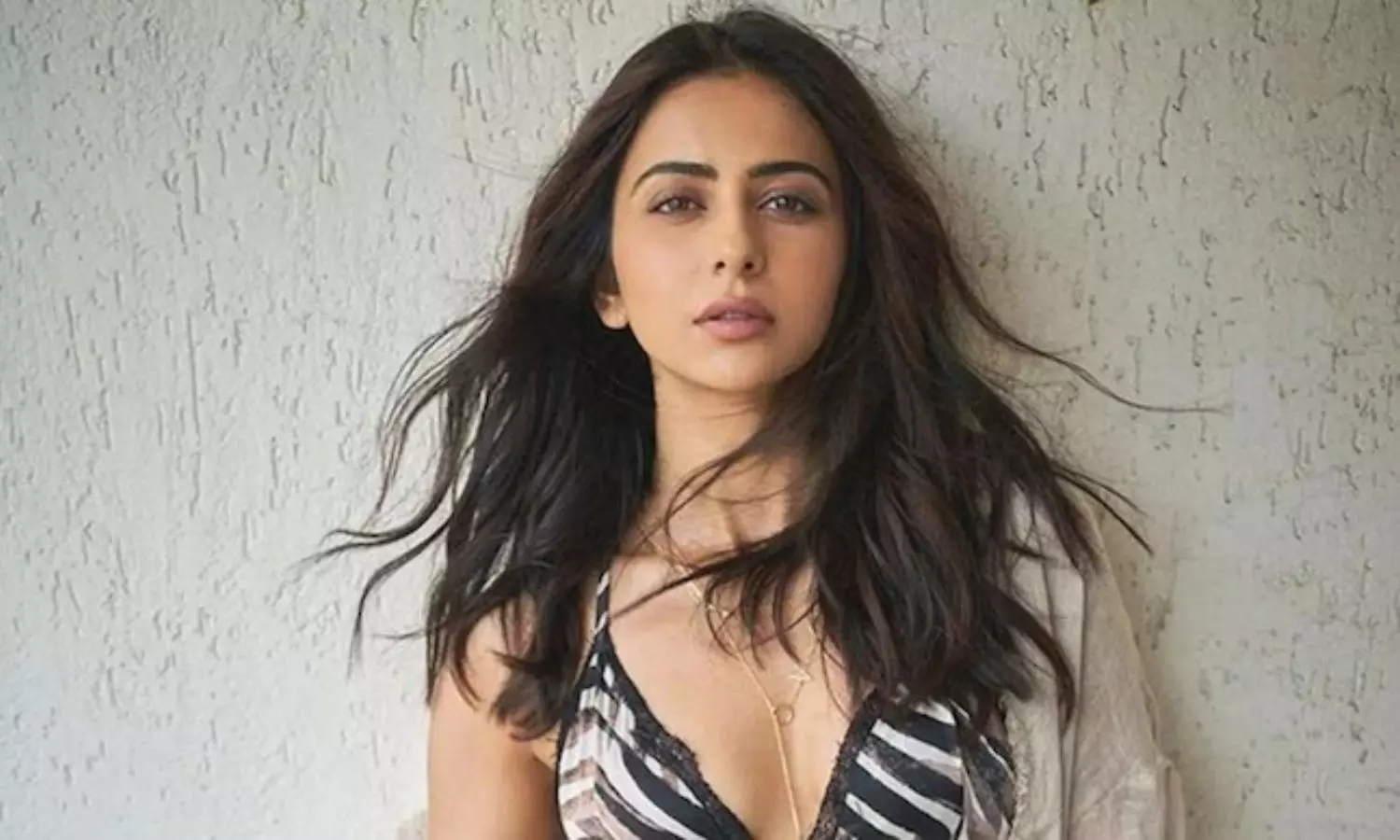 Rakul Preet Singh: ఎన్ని కష్టాలొచ్చినా ముందుకు సాగాల్సిందే.. రకుల్ ఆసక్తికర వ్యాఖ్యలు Rakul Preet Singh: ఎన్ని కష్టాలొచ్చినా ముందుకు సాగాల్సిందే.. రకుల్ ఆసక్తికర వ్యాఖ్యలు