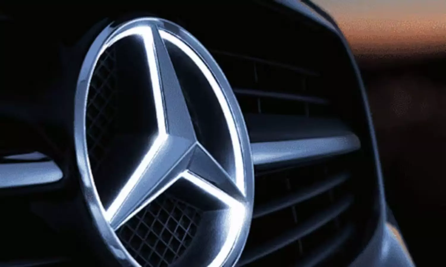 Mercedes-Benz India sales: బ్రాండ్ అంటే ఇది.. జనాలు అసలు తగ్గడం లేదు.. ఈ కార్లు రేటు ఎక్కువైనా లెక్క చేయడం లేదు..! Mercedes Benz Sales Increased by 4.44 Percent Last Financial Year 2025