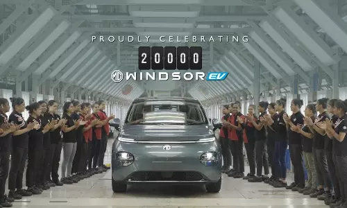MG Windsor EV: మనసులు దోచేస్తున్నాయ్.. ఆరు నెలల్లో రికార్డ్ సేల్స్.. ఏమి కొంటున్నారు సామీ..!