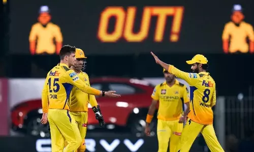 CSKs Playoff Hopes Dwindle After 5 Consecutive Losses Can They Replicate Mumbai Indians Miracle CSKs Playoff Hopes Dwindle After 5 Consecutive Losses Can They Replicate Mumbai Indians Miracle