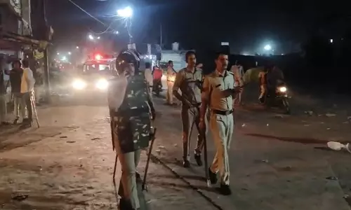 Hanuman Jayanthi: హనుమాన్ జయంతి ఊరేగింపుపై రాళ్ల దాడి..