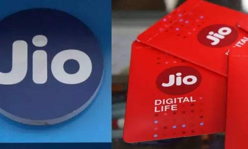Jio: వావ్‌.. రూ.3599 ప్లాన్‌తో 365 రోజుల వ్యాలిడిటీ.. 912 జీబీ డేటాతోపాటు ఓటీటీలు చూసే అవకాశం