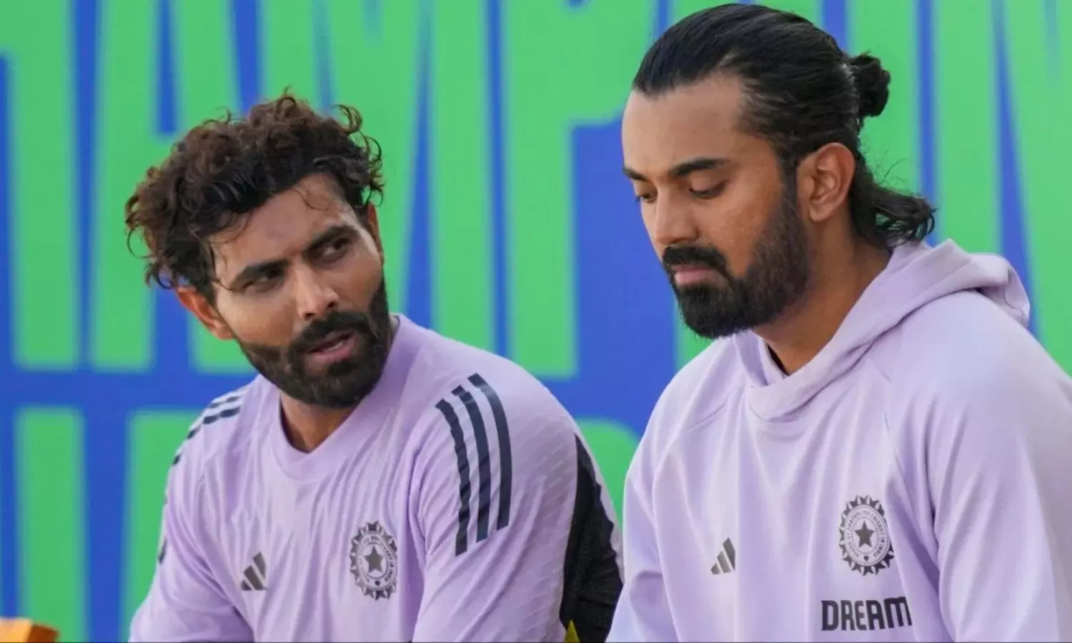 KL Rahul Birthday:15 ఏళ్ల వయసులో కేఎల్ రాహుల్ చేసిన పనికి తల్లి ఎందుకు మాట్లాడటం మానేసిందో తెలుసా? KL Rahul Birthday:15 ఏళ్ల వయసులో కేఎల్ రాహుల్ చేసిన పనికి తల్లి ఎందుకు మాట్లాడటం మానేసిందో తెలుసా?