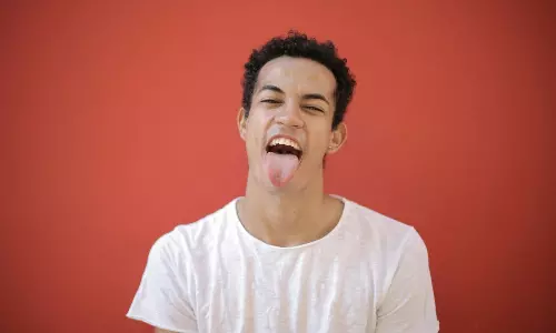 Tongue Clean: నెల రోజులపాటు నాలుక శుభ్రం చేయకపోతే మీ శరీరానికి ఏం జరుగుతుందో తెలుసా?